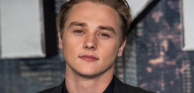 Ben Hardy i Jessie Buckley dołączyli do serialu 