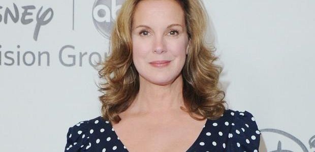 Elizabeth Perkins pojawi się gościnnie w 9 sezonie 