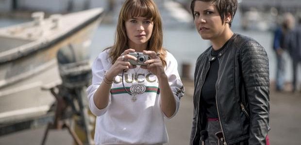 Zwiastun „Girlboss”: Britt Robertson jest jednym z paskudnych dziewczyn w komedii Netflix