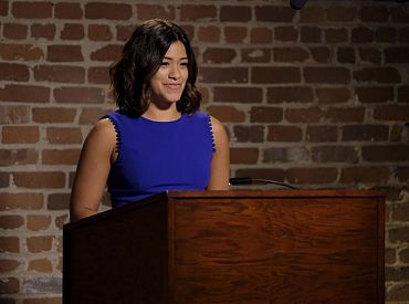 Gina Rodriguez użyczy głosu Carmen Sandiego w animowanym serialu Netflix
