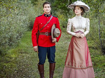 Hallmark Channel pokaże świąteczny odcinek w 5 sezonie „When Calls the Heart”