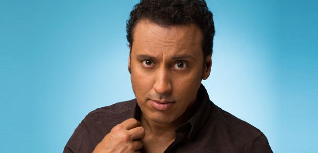 Aasif Mandvi dołączył do 4 sezonu 
