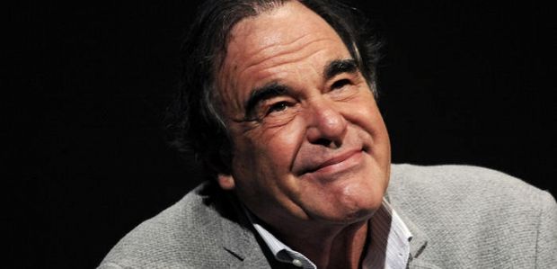 Oliver Stone wyreżyseruje serial „Guantanamo”.