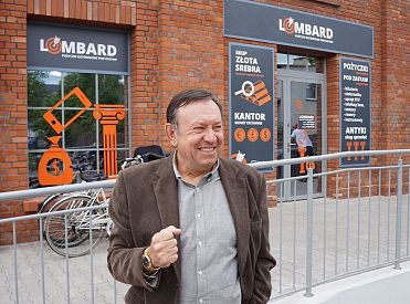 Telewizja Puls podaje datę premiery serialu „Lombard. Życie pod zastaw”