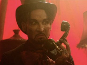 Klip z „Blood Drive”: Julian dostaje „uwagi” od szefów stacji