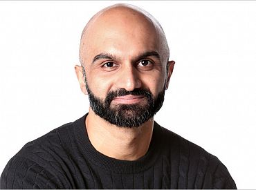 Usman Ally będzie powracał w 7 sezonie serialu „W garniturach”