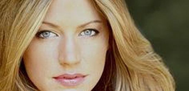 Jes Macallan będzie powracać w 3 sezonie „DC’s Legends of Tomorrow”