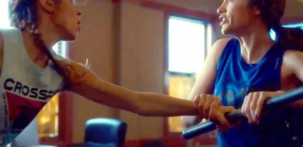 „Wynonna Earp” wymiata jak jest w ciąży