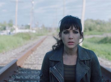 Pierwsze spojrzenie na 2 sezon serialu „Dirk Gently”
