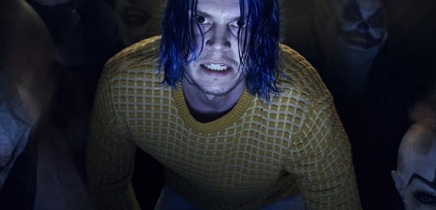 Pierwsze spojrzenie na Evana Petersa jako Charliego Mansona w „AHS: Kult”