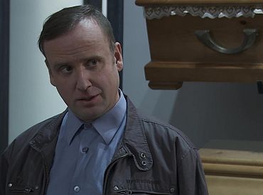 Sprawiedliwi - Wydział Kryminalny - Odcinek 132