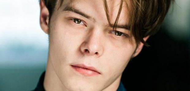 Charlie Heaton z „Stranger Things” przemawia po incydencie na LAX