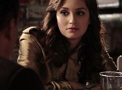 Plotkara: 5x18 Con Heir - zdjęcia promocyjne