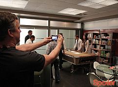 Dr House: 8x15 Blowing the Whistle - zdjęcia zza kulis