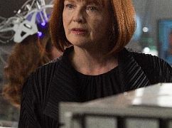 Fringe: Na granicy światów: 4x22 Brave New World - zdjęcia promocyjne
