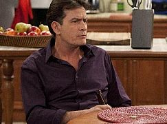 Jeden gniewny Charlie: 1x01 Pilot