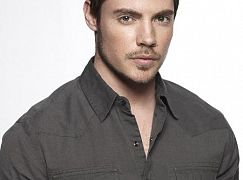 Zdjęcia promocyjne obsady 1 sezonu