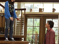 Jeden gniewny Charlie: 1x04 Charlie and Kate Battle Over a Patient - zdjęcia promocyjne