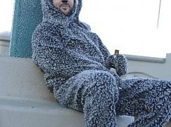 Wilfred: 2x02 Dignity - zdjęcia promocyjne
