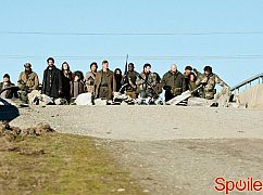 Wrogie niebo: 2x08 Death March - zdjęcia promocyjne