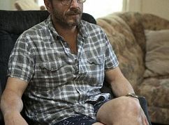 Louie: 3x07 Ikea - zdjęcia promocyjne