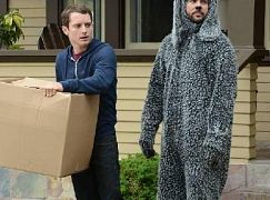 Wilfred: 2x09 Honesty - zdjęcia promocyjne