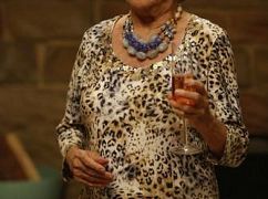 Dorastająca nadzieja: 3x01 Not Indecent, But Not Quite Decent Enough Proposal - zdjęcia promocyjne