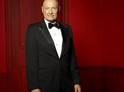 Zdjęcia promocyjne obsady 1 sezonu 666 Park Avenue