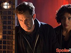 Fringe: Na granicy światów: 5x01 Transilence Thought Unifier Model - zdjęcia promocyjne