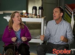 Go On: 1x03 There's No 'Ryan' in Team - zdjęcia promocyjne