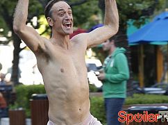 Go On: 1x07 Any Given Birthday - zdjęcia promocyjne