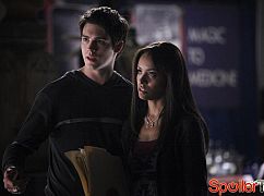 Pamiętniki wampirów: 4x06 We All Go A Little Mad Sometimes - zdjęcia promocyjne