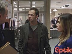 Elementary: 1x07 One Way to Get Off - zdjęcia promocyjne