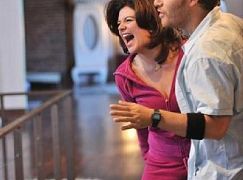 Happy Endings: 3x04 More Like Stanksgiving - zdjęcia promocyjne