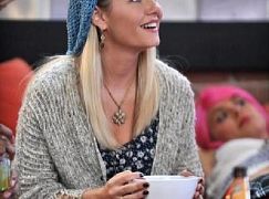 Happy Endings: 3x04 More Like Stanksgiving - zdjęcia promocyjne