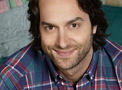 Zdjęcia promocyjne obsady 2 sezonu serialu Whitney