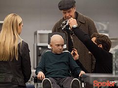 Fringe: Na granicy światów: 5x10 Anomaly XB-6783746 - zdjęcia promocyjne