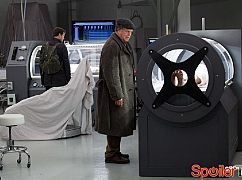 Fringe: Na granicy światów: 5x10 Anomaly XB-6783746 - zdjęcia promocyjne