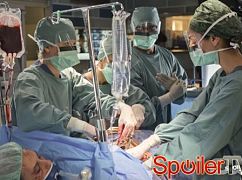 Dr Emily Owens: 1x08 Emily and… the Car and the Cards - zdjęcia promocyjne