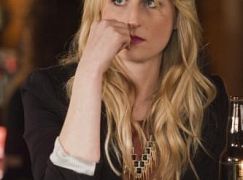 Dr Emily Owens: 1x09 Emily and... the Love of Larping - zdjęcia promocyjne