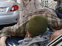 Jess i chłopaki: 2x17 Parking Spot - zdjęcia promocyjne