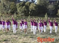 The Neighbors: 1x20 Sing Like a Larry Bird - zdjęcia promocyjne