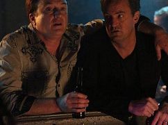 Go On: 1x17 Ring and a Miss - zdjęcia promocyjne