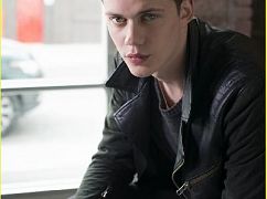 Zdjęcia promocyjne obsady 1 sezonu serialu Hemlock Grove