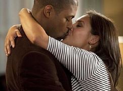 Tajemnica Amy: 5x14 It's a Miracle - zdjęcia promocyjne
