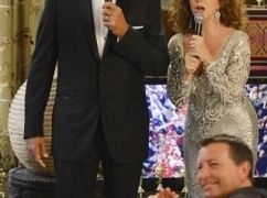 How to Live With Your Parents (For the Rest of Your Life): 1x03 How To Live With The Academy Awards Party - zdjęcia promocyjne