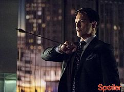 Arrow: 1x22 Darkness On The Edge Of Town - zdjęcia promocyjne