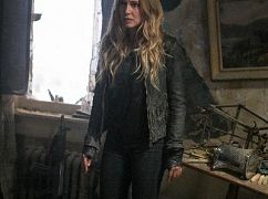 Wrogie niebo: 3x06 Be Silent And Come Out - zdjęcia promocyjne