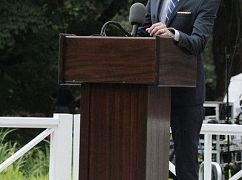 Bananowy doktor: 5x09 Pins & Needles - zdjęcia promocyjne