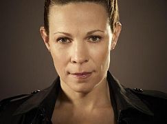 Zdjęcia promocyjne obsady 1 sezonu serialu Almost Human